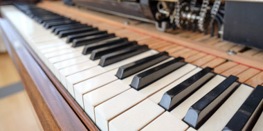 Keyboard of a Steck Duo-Art reproducing piano