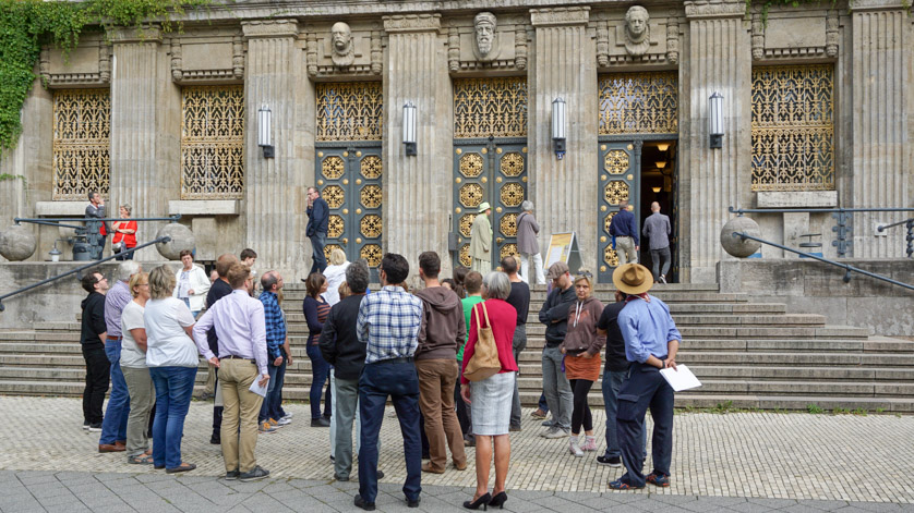 Group of visitors in front of the entrance to the German National Library in Leipzig