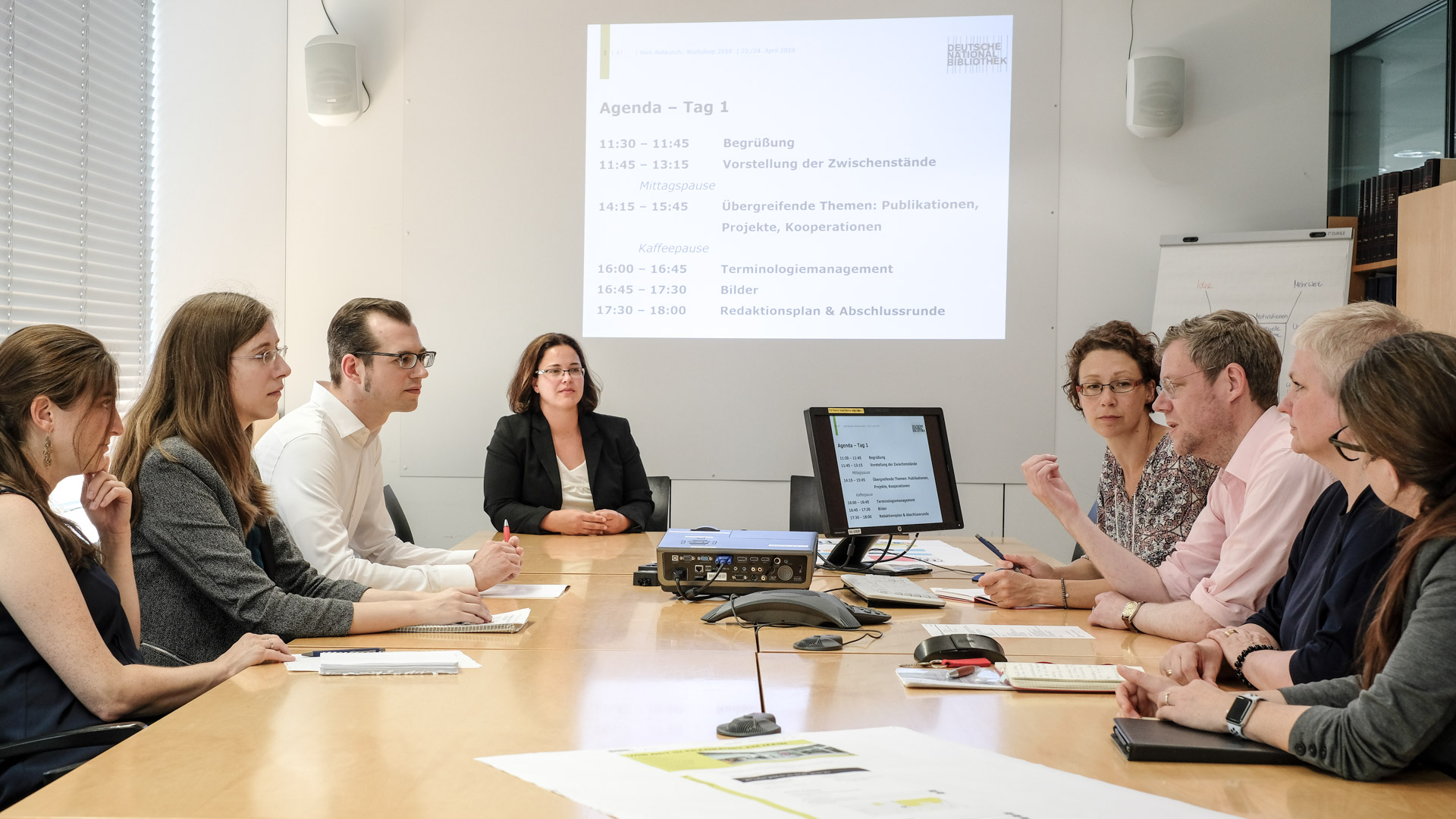 Working atmosphere at a project meeting at the German National Library in Frankfurt am Main. Working atmosphere at a project meeting at the German National Library in Frankfurt am Main.
