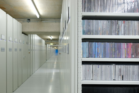 CD-Regal im Magazin des Deutschen Musikarchivs  CD-Regal im Magazin des Deutschen Musikarchivs